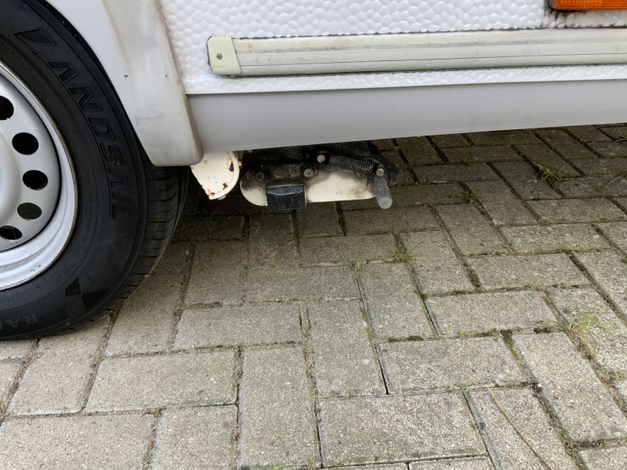 Bürstner Artstep 420 TN mover en voortent (1066677)