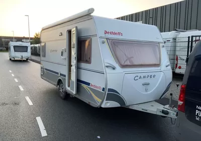 Dethleffs Camper 450 DB Zondag 8 februari open