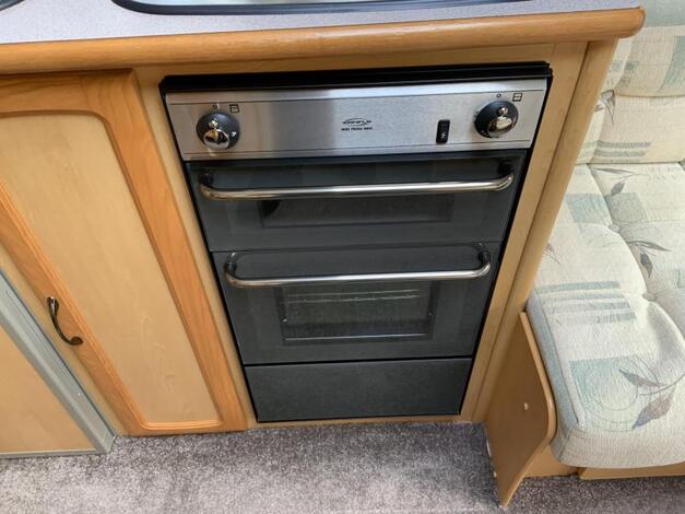 Elddis Odyssey 470