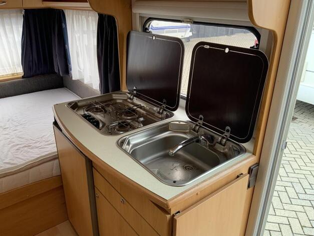 Beyerland Vitesse 400 DX Unico Verona luifel