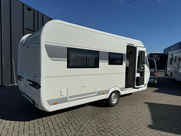 Hobby De Luxe 460 LU Hemelvaartsdag open