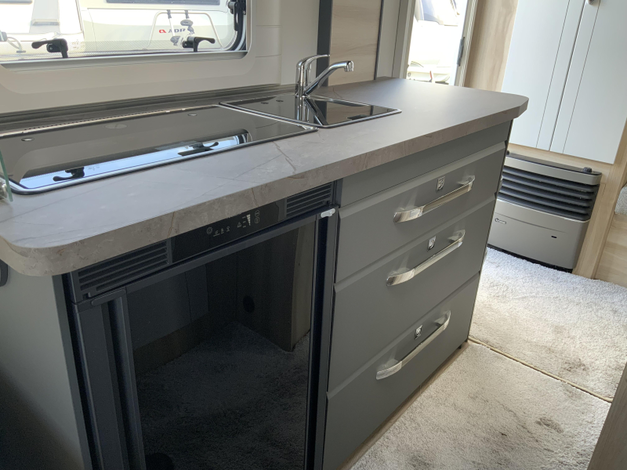 Hobby De Luxe 440 SF (1062230)