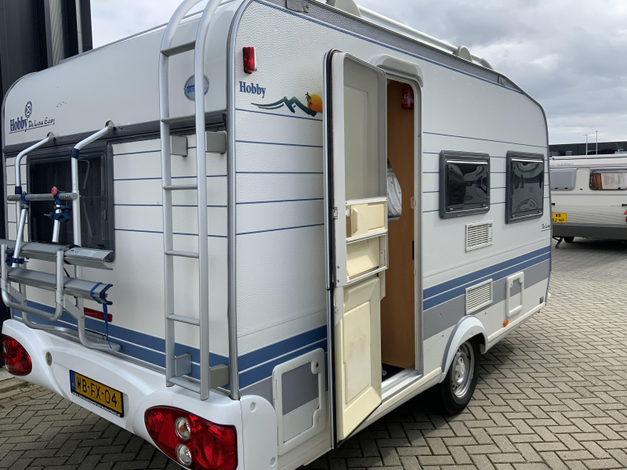 Hobby De Luxe 400 SF (1041452)