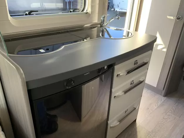 Hobby On Tour 390 SF