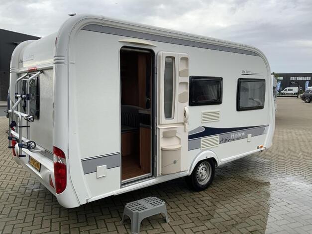 Hobby De Luxe 440 SF