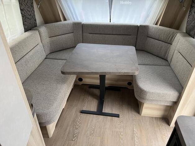 Hobby De Luxe 460 LU