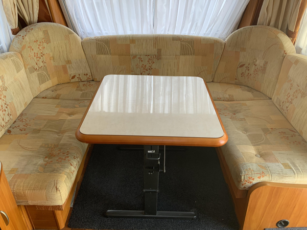 Hobby Excellent 560 WLU (1047425)