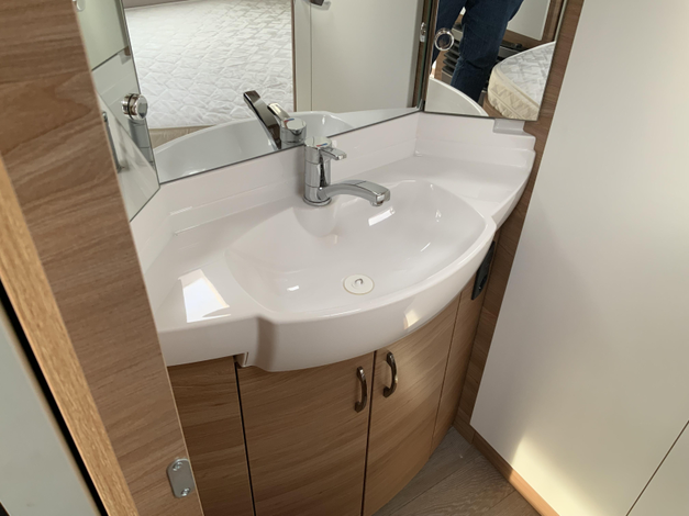 Hobby De Luxe 460 UFE