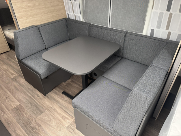 Fendt Apero Activ 560 SKM Zondag 8 februari open (1031833)