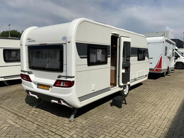 Hobby De Luxe 540 UL Hemelvaartsdag open