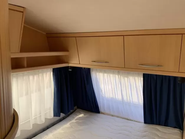 Chateau Calista 450 UHF 9