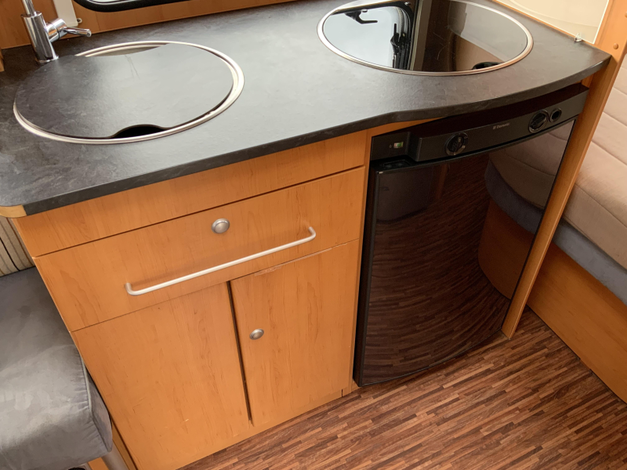 Eriba Living Pulse 465 Met lichte hagelschade. (1059177)