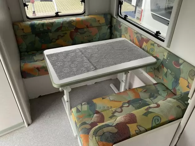 Knaus Sudwind 440 HT Treinzit