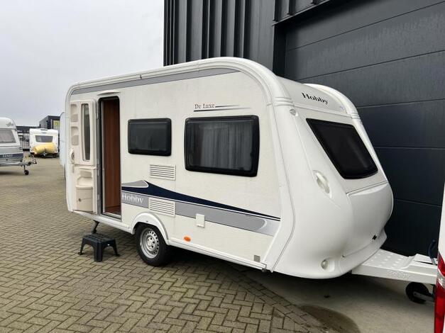Hobby De Luxe 400 SF