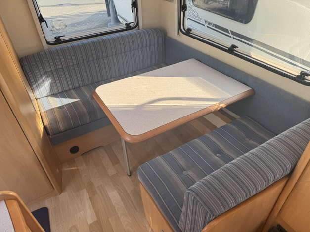 Hobby De luxe Easy 400 SF (1039314)