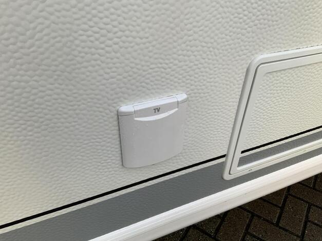 Hobby De Luxe 495 UL 2e paasdag open