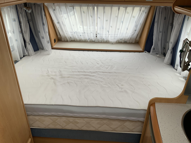 Hobby De Luxe 400 SF (1041451)