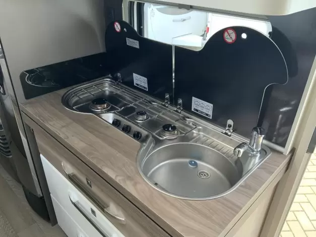 Hobby Excellent Edition 490 KMF