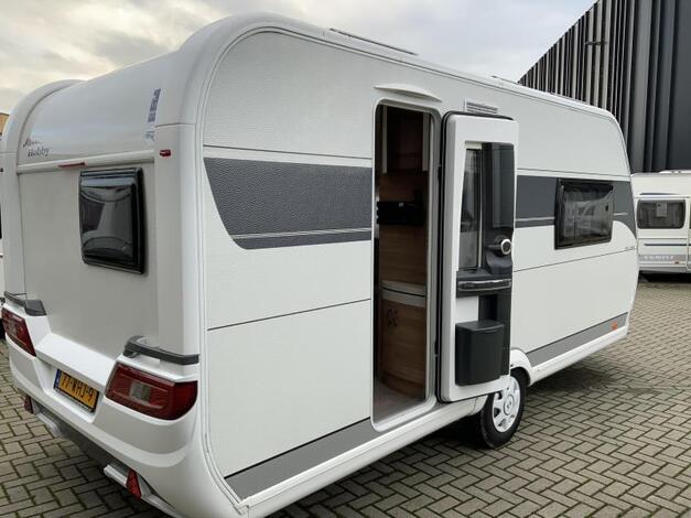 Hobby De Luxe 460 SFF Hemelvaartsdag open