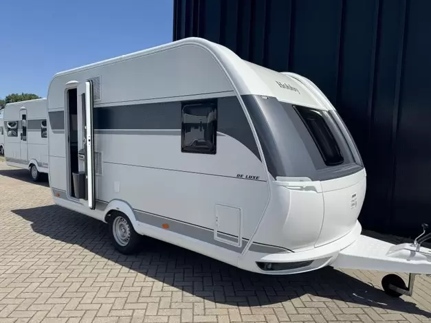 Hobby De Luxe 400 SFE