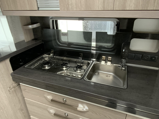 Hobby Prestige 720 KWFU