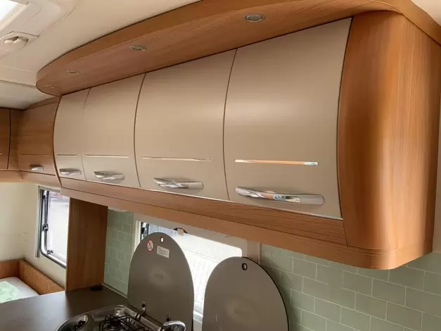 Hobby De Luxe 440 SF