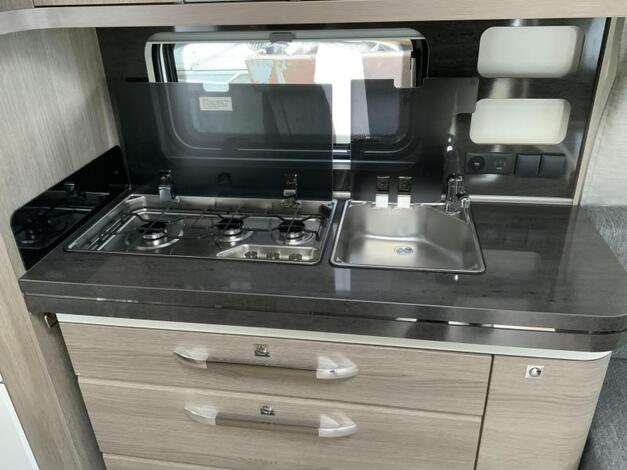 Hobby Prestige 560 WFU