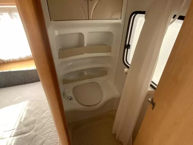 Hobby De Luxe 460 UFE