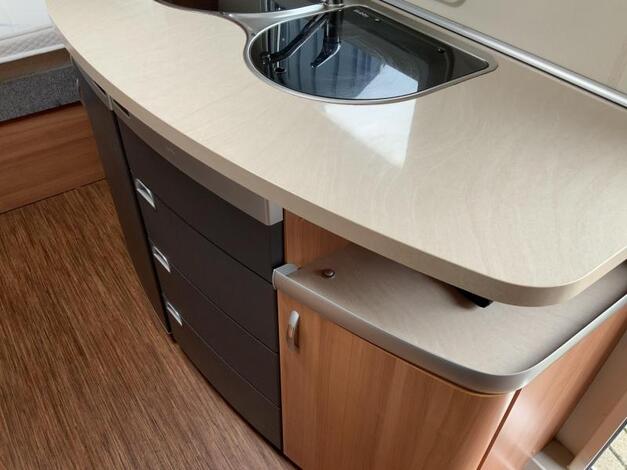 Hobby De Luxe 440 SF