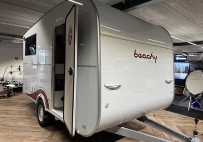 Hobby Beachy 420+ Zondag 8 februari open