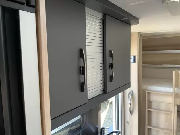 Hobby De Luxe 490 KMF