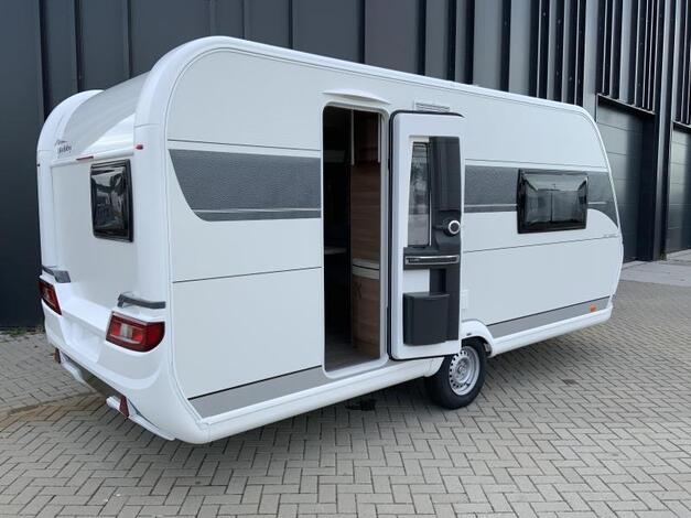 Hobby De Luxe 460 SFF