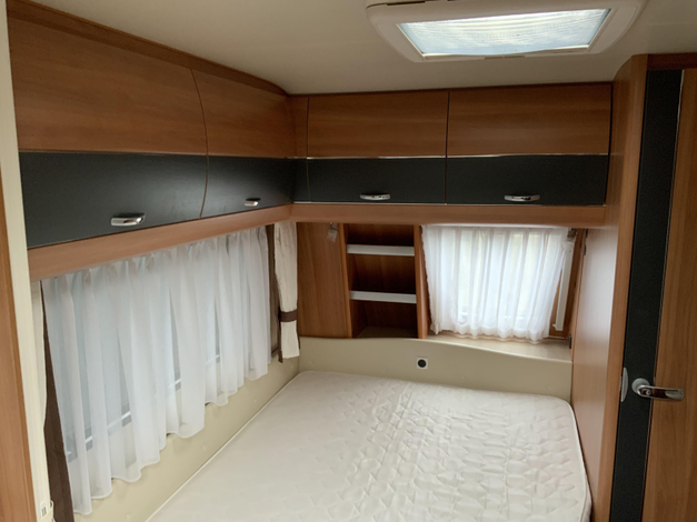 Hobby De Luxe 400 SFE (1040172)