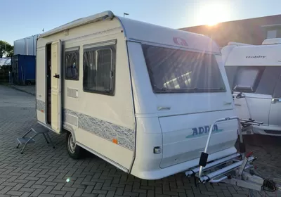 Adria Unica 360 DB Stapelbed Lichtgewicht