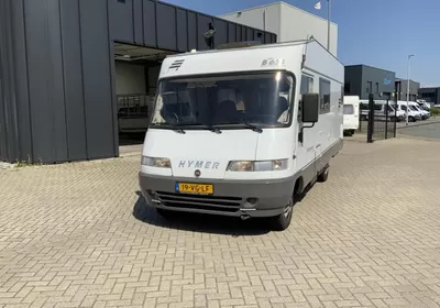 Hymer B654
