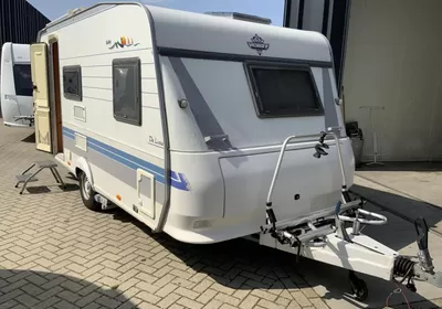 Hobby De Luxe 400 SFE