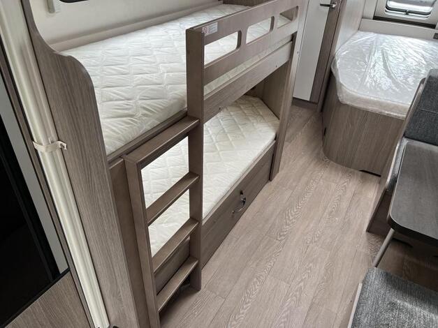 Hobby Prestige 720 UKFE