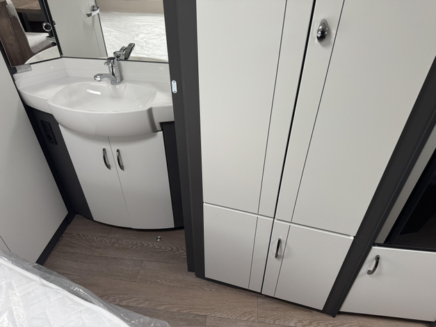 Hobby Excellent Edition 650 KMFE