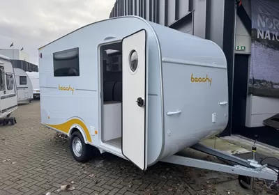 Hobby Beachy 420 Zondag 8 februari open