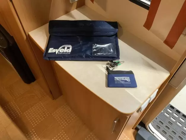 Caravelair Allegra 400