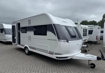 Hobby Excellent Edition 495 UL Zondag 8 februari open