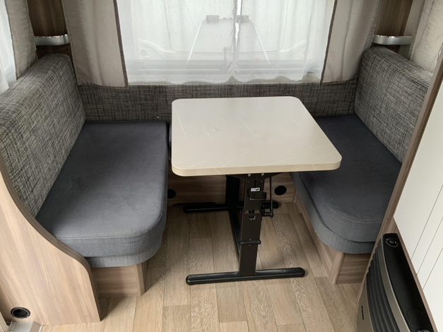 Hobby On Tour 460 DL (1062956)