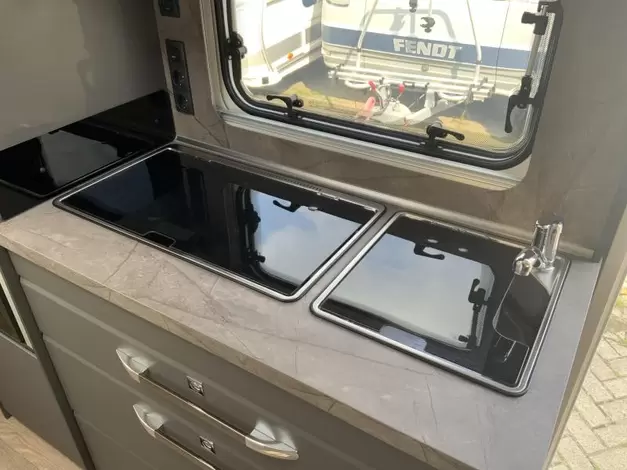 Hobby De Luxe 495 UL