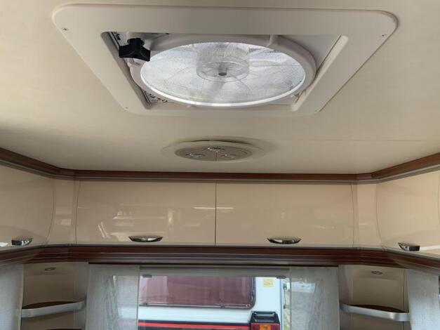 Hobby Premium 560 UL  9