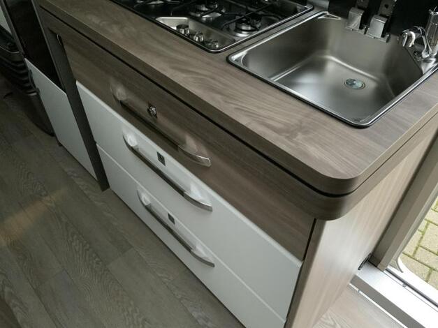Hobby Excellent Edition 490 KMF