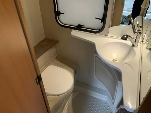 Caravelair Allegra 400