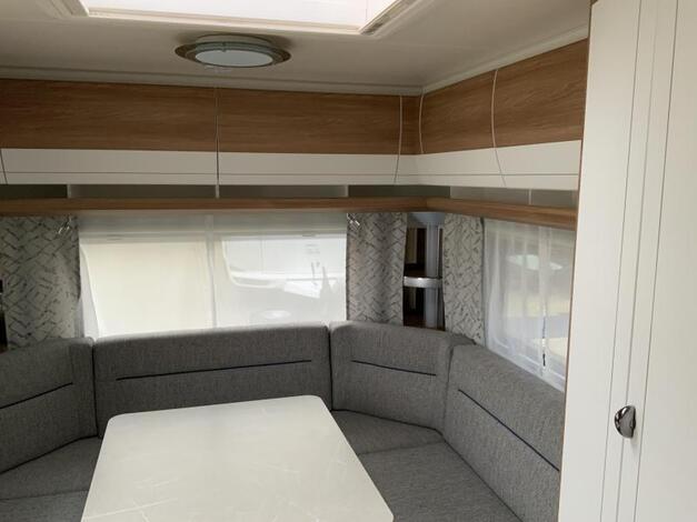Hobby De Luxe 455 UF