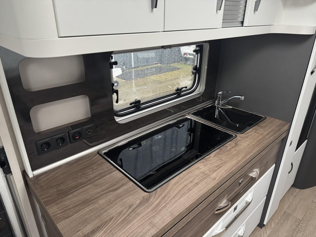 Hobby Excellent Edition 545 KMF