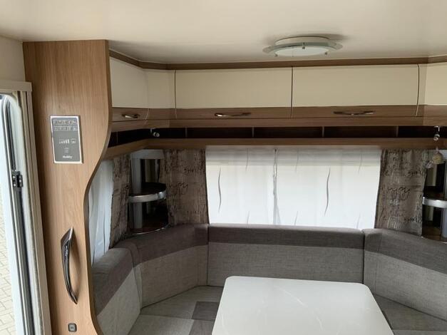 Hobby De Luxe 495 UL