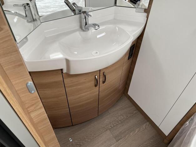 Hobby De Luxe 460 UFE